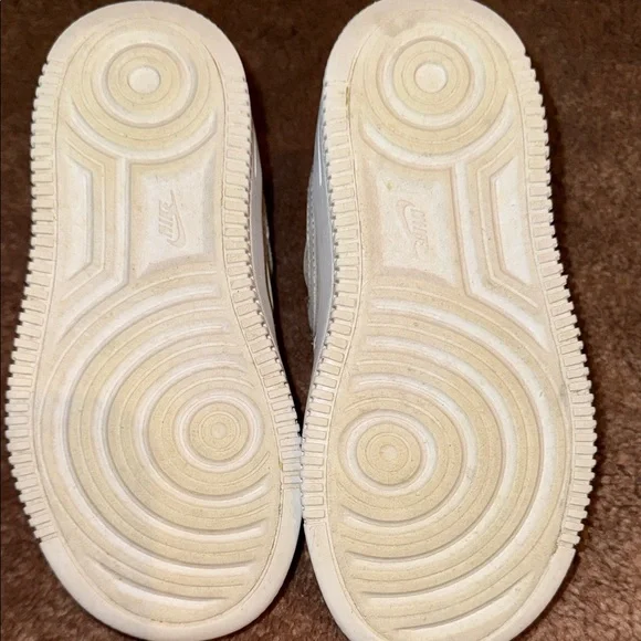 Nike Kids' Sneakers - Picture 6 of 6